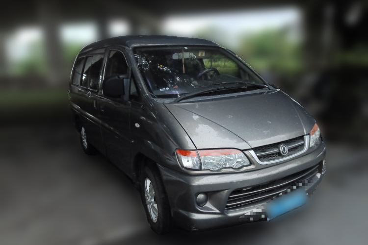 Used FORTHING Lingzhi 2016 V3 1.5L 7-Seater Comfort Model China V Standard Front Right 45 Deg