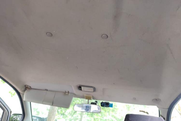 Used FORTHING Lingzhi 2016 V3 1.5L 7-Seater Standard Model China V Emission Standard Headliner
