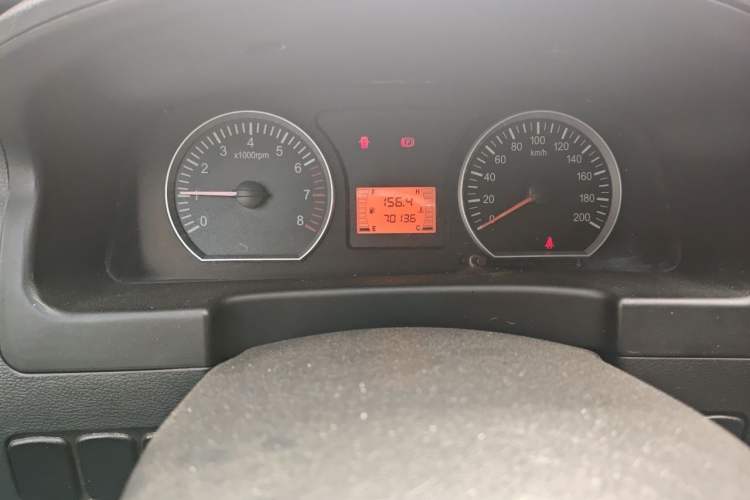 Used FORTHING Lingzhi 2016 M3L 1.6L 7-Seater Comfort Model Instrument Cluster