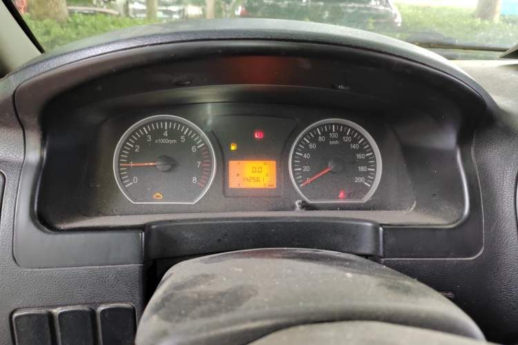 Used FORTHING Lingzhi 2016 V3 1.5L 7-Seater Standard Model China V Emission Standard Instrument Cluster