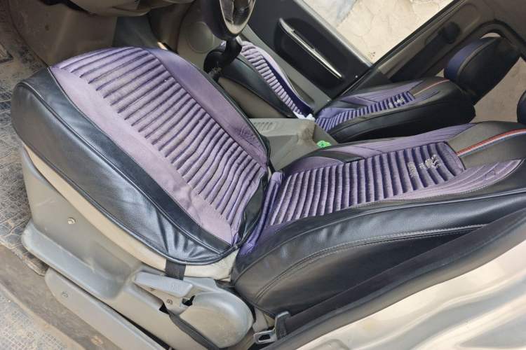 Used FORTHING Lingzhi 2016 M3 1.6L 7-Seater Comfort Model China V Standard Left Front Seat