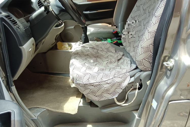 Used FORTHING Lingzhi 2016 M3L 1.6L 9-Seater Standard Model Left Front Seat