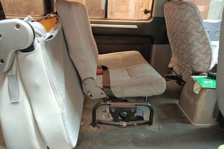 Used FORTHING Lingzhi 2016 M3L 1.6L 9-Seater Standard Model Left Rear Seat