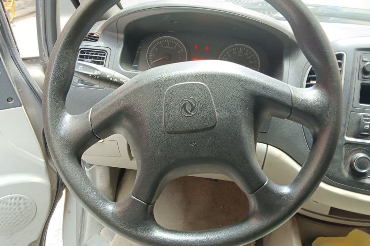 Used FORTHING Lingzhi 2016 M3L 1.6L 9-Seater Standard Model Steering Wheel
