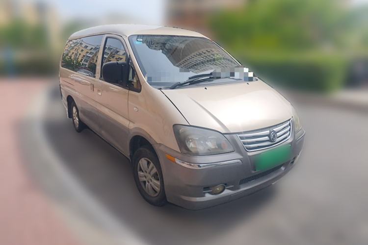 Used FORTHING Lingzhi 2016 M3L 1.6L 7-Seater Comfort Model Front Right 45 Deg