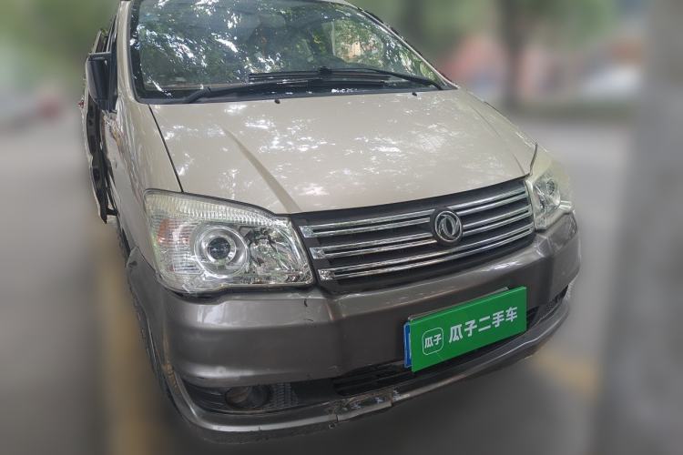 Used FORTHING Lingzhi 2016 M3 1.6L 7-Seater Luxury Model China V Standard Front Right 45 Deg