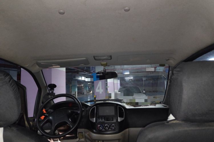 Used FORTHING Lingzhi 2016 V3 1.5L 5-Seater Special Offer Model Headliner