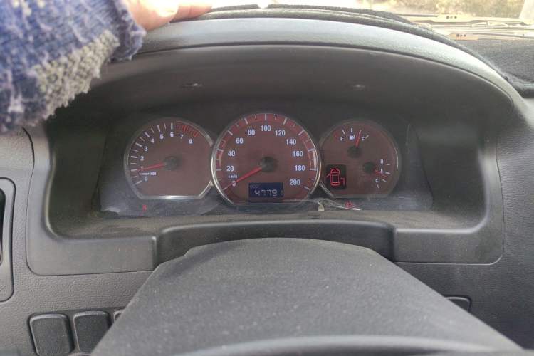 Used FORTHING Lingzhi 2016 M5 2.0L 7-seat Long-wheelbase Standard Model Instrument Cluster