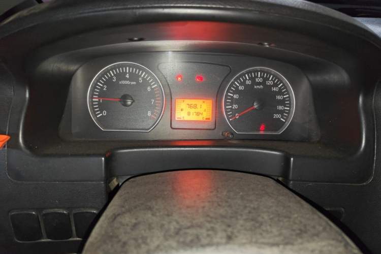 Used FORTHING Lingzhi 2016 V3 1.5L 5-Seater Special Offer Model Instrument Cluster