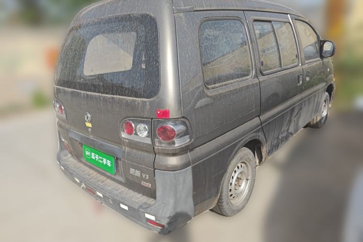 Used FORTHING Lingzhi 2016 V3 1.5L 5-Seater Special Offer Model Rear Right 45 Deg