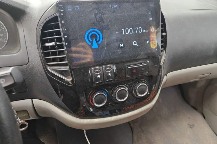 Used FORTHING Lingzhi 2016 M3 1.6L 7-Seater Standard Model China V Emission Standard Audio And AC Panel