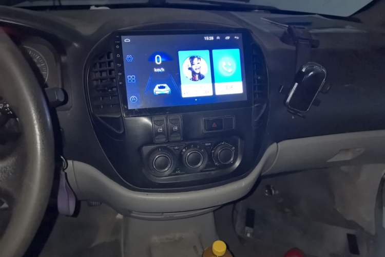 Used FORTHING Lingzhi 2016 M3L 1.6L 7-Seater Comfort Model Audio And AC Panel