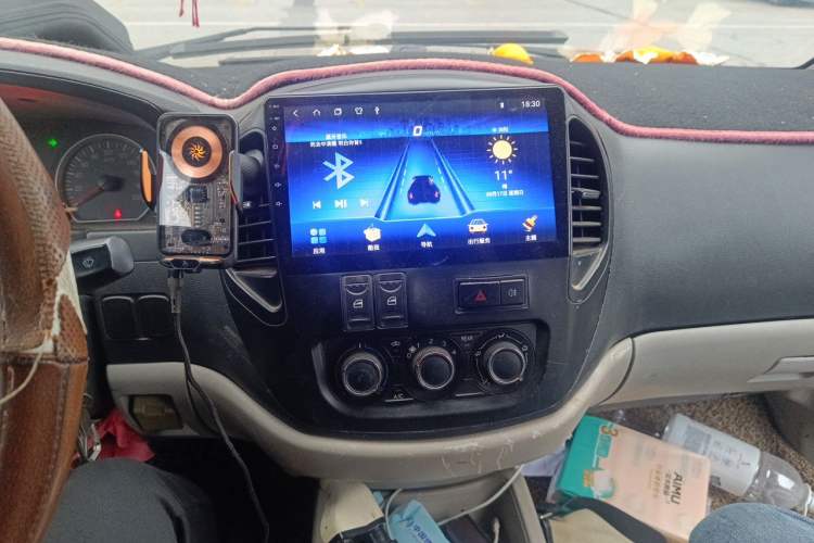Used FORTHING Lingzhi 2016 V3 1.5L 7-Seater Standard Model China V Emission Standard Audio And AC Panel