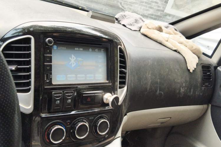 Used FORTHING Lingzhi 2016 M5 2.0L 7-seat Long-wheelbase Standard Model Audio And AC Panel