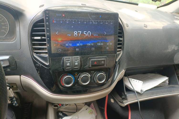 Used FORTHING Lingzhi 2016 M3L 1.6L 7-Seater Standard Model Audio And AC Panel