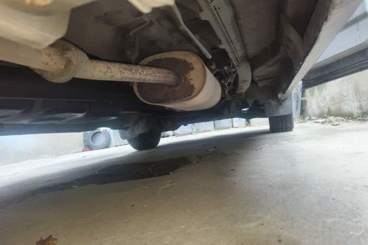 Used FORTHING Lingzhi 2016 M3 1.6L 7-seater Standard Model China IV Standard Chassis Rear Right