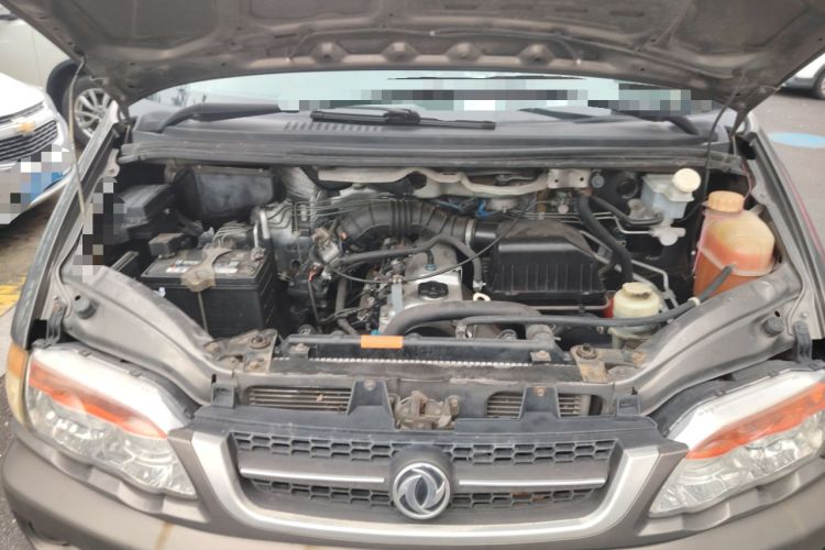Used FORTHING Lingzhi 2016 V3 1.5L 7-Seater Standard Model China V Emission Standard Engine Bay