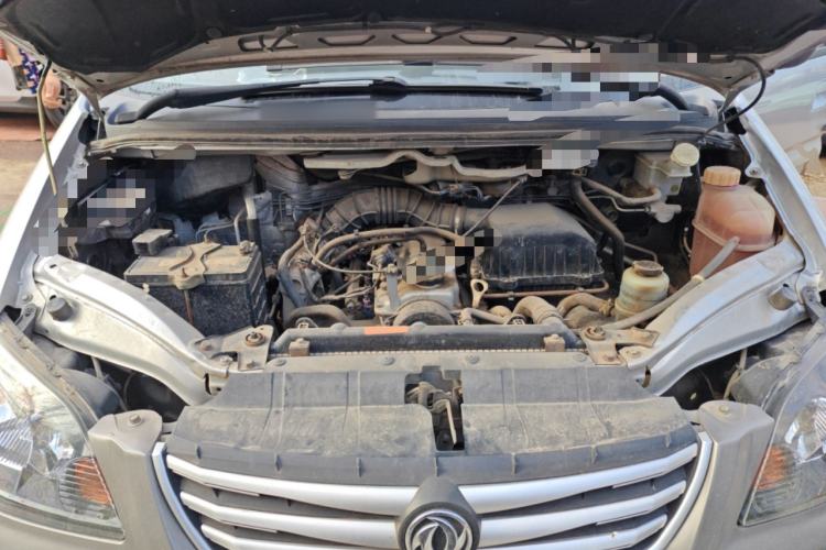 Used FORTHING Lingzhi 2016 M3L 1.6L 7-Seater Comfort Model Engine Bay
