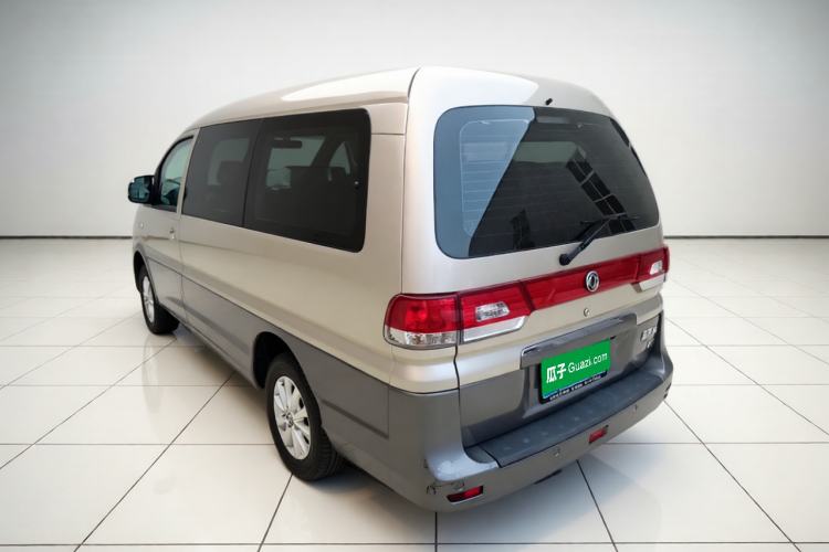 Used FORTHING Lingzhi 2016 M3L 1.6L 7-Seater Luxury Model Exterior 3