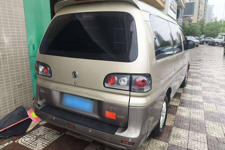 Used FORTHING Lingzhi 2016 M3L 1.6L 7-Seater Comfort Model Exterior 5