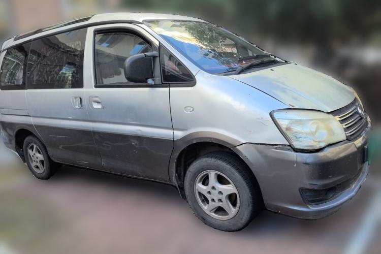 Used FORTHING Lingzhi 2016 M3 1.6L 7-Seater Comfort Model China V Standard Front Right 45 Deg