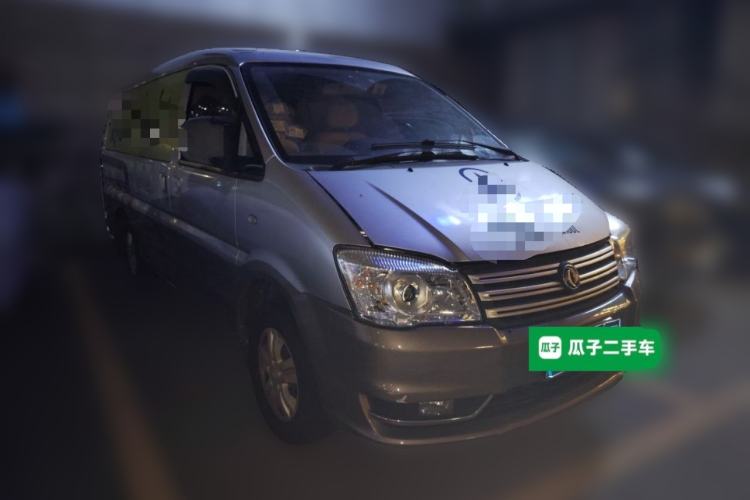Used FORTHING Lingzhi 2016 M3 1.6L 7-Seater Comfort Model China IV Standard Front Right 45 Deg