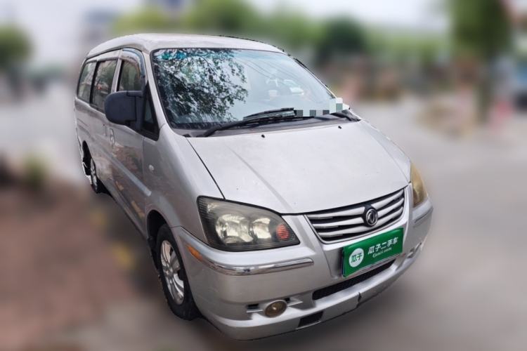 Used FORTHING Lingzhi 2016 M3L 1.6L 7-Seater Standard Model Front Right 45 Deg
