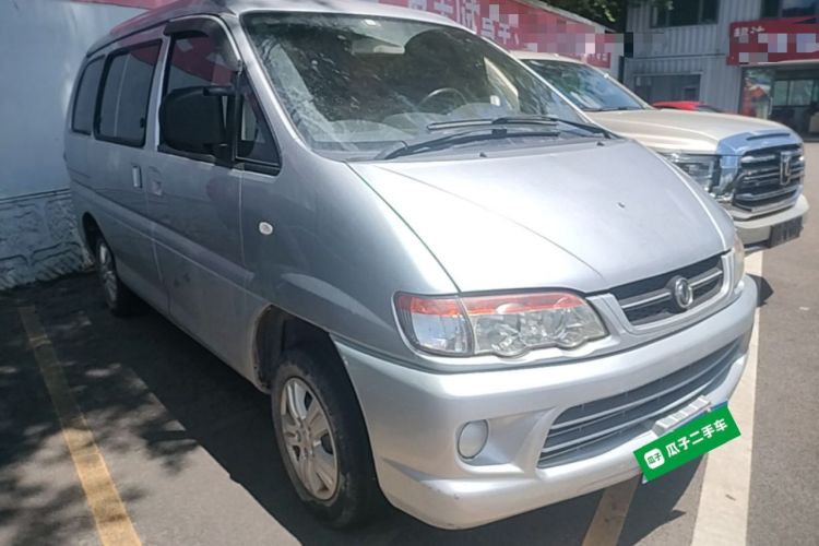 Used FORTHING Lingzhi 2016 V3 1.5L 7-seat Standard Model China IV Standard Front Right 45 Deg