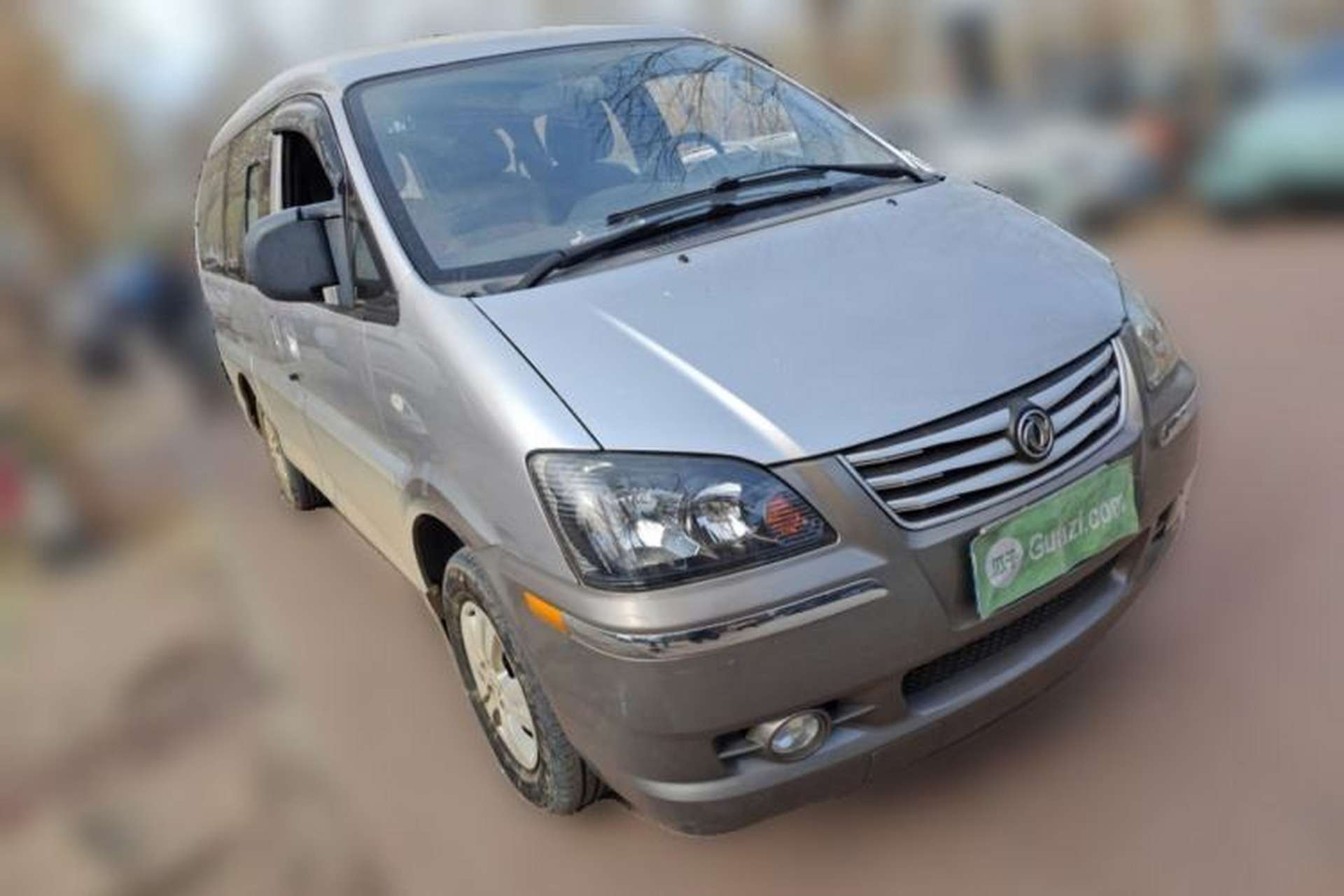 Used FORTHING Lingzhi 2016 M3L 1.6L 7-Seater Comfort Model Front Right 45 Deg