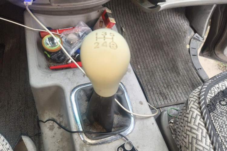 Used FORTHING Lingzhi 2016 M3 1.6L 7-seater Standard Model China IV Standard Gear Lever