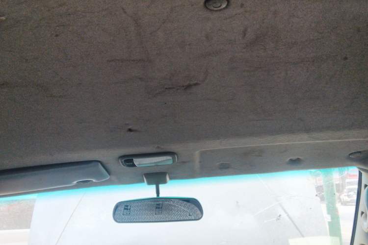 Used FORTHING Lingzhi 2016 V3 1.5L 7-Seater Standard Model China V Emission Standard Headliner