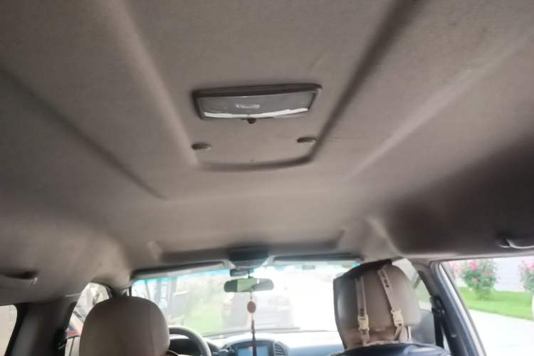 Used FORTHING Lingzhi 2016 M3L 1.6L 7-Seater Luxury Model Headliner