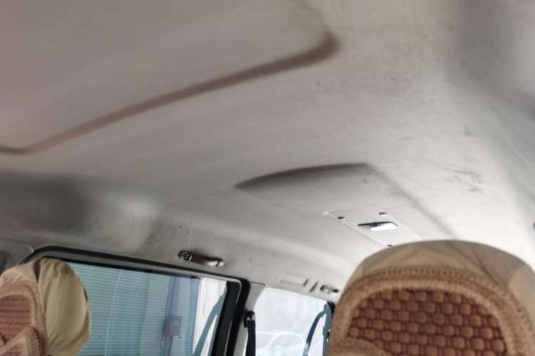 Used FORTHING Lingzhi 2016 M3L 1.6L 7-Seater Comfort Model Headliner