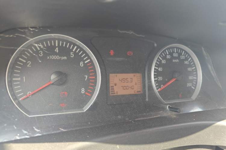 Used FORTHING Lingzhi 2016 M3 1.6L 7-Seater Luxury Model China IV Standard Instrument Cluster