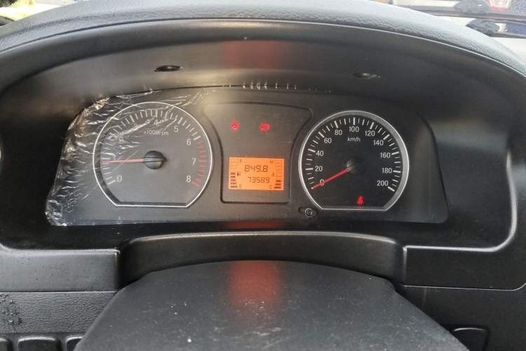 Used FORTHING Lingzhi 2016 M3L 1.6L 7-Seater Comfort Model Instrument Cluster
