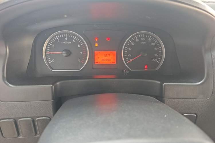 Used FORTHING Lingzhi 2016 V3 1.5L 7-seat Standard Model China IV Standard Instrument Cluster