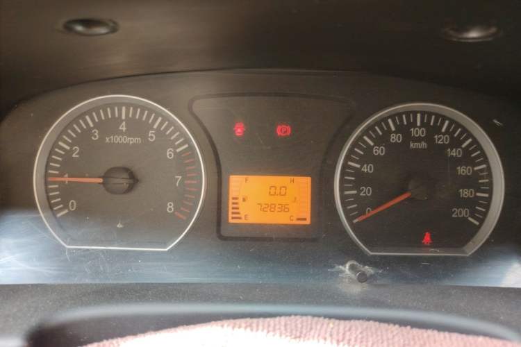 Used FORTHING Lingzhi 2016 M3L 1.6L 7-Seater Comfort Model Instrument Cluster