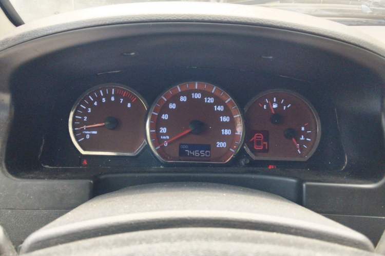 Used FORTHING Lingzhi 2016 M5 2.0L 7-seat Long-wheelbase Standard Model Instrument Cluster
