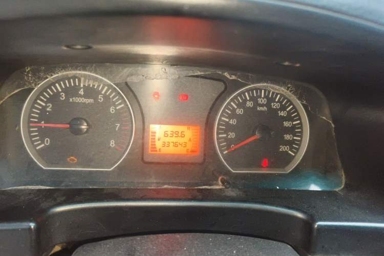 Used FORTHING Lingzhi 2016 M3 1.6L 7-seater Standard Model China IV Standard Instrument Cluster