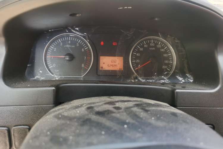 Used FORTHING Lingzhi 2016 M3L 1.6L 7-Seater Comfort Model Instrument Cluster