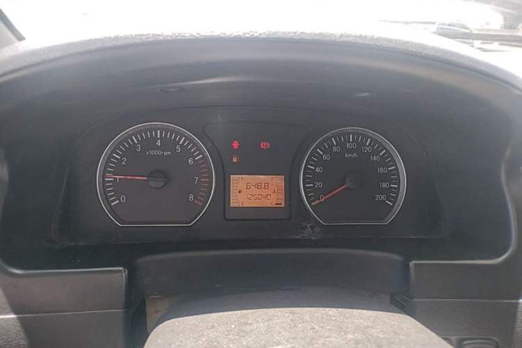 Used FORTHING Lingzhi 2016 V3 1.5L 7-seat Standard Model China IV Standard Instrument Cluster