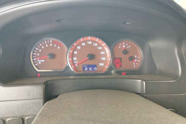 Used FORTHING Lingzhi 2016 M5 2.0L 7-seat Long-wheelbase Standard Model Instrument Cluster
