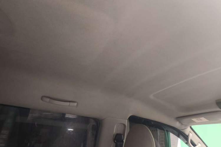 Used FORTHING Lingzhi 2016 M3L 1.6L 7-Seater Comfort Model Interior 5