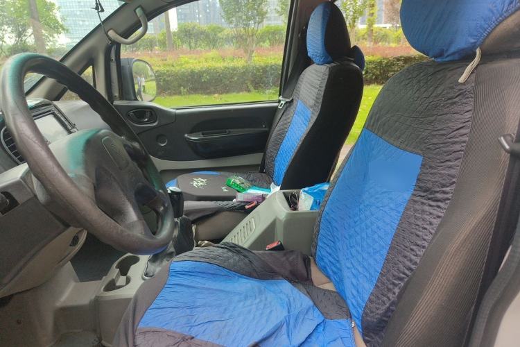 Used FORTHING Lingzhi 2016 M3L 1.6L 7-Seater Comfort Model Left Front Seat