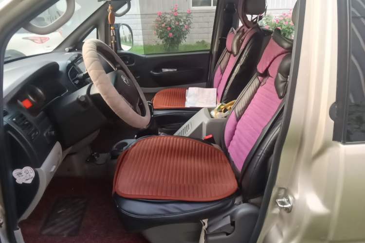 Used FORTHING Lingzhi 2016 M3L 1.6L 7-Seater Luxury Model Left Front Seat