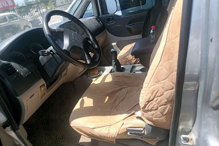 Used FORTHING Lingzhi 2016 V3 1.5L 7-seat Standard Model China IV Standard Left Front Seat