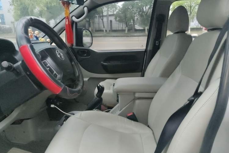 Used FORTHING Lingzhi 2016 M3 1.6L 7-Seater Luxury Model China IV Standard Left Front Seat