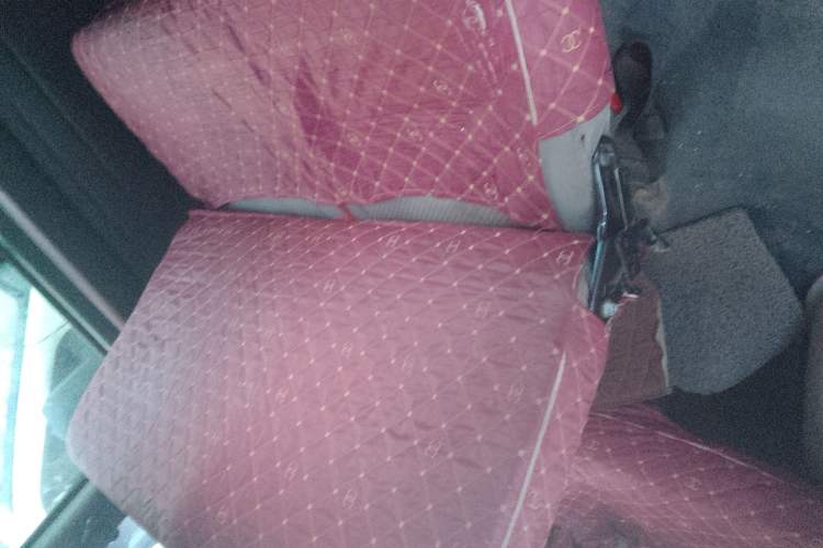 Used FORTHING Lingzhi 2016 V3 1.5L 7-Seater Standard Model China V Emission Standard Left Rear Seat