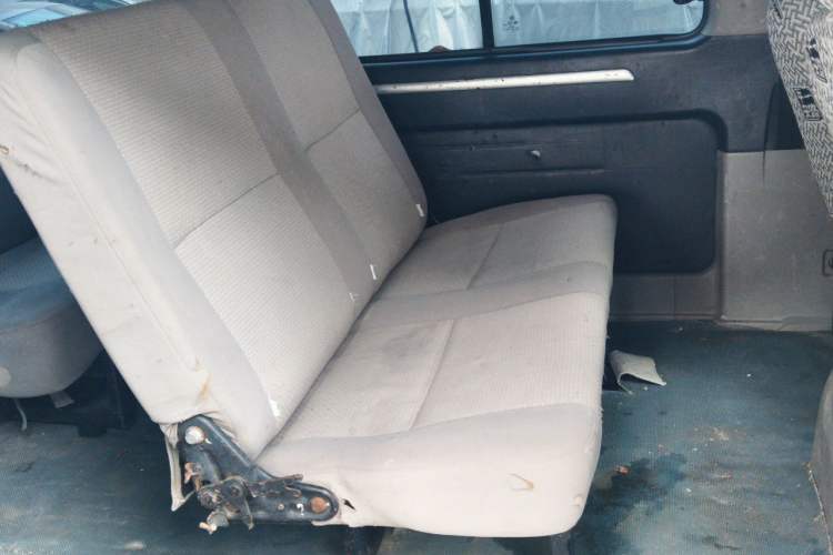 Used FORTHING Lingzhi 2016 V3 1.5L 7-Seater Standard Model China V Emission Standard Left Rear Seat
