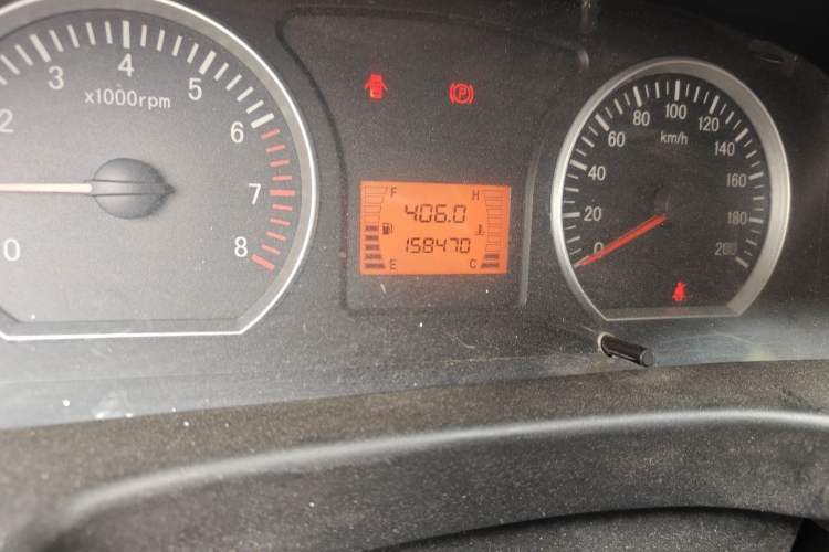 Used FORTHING Lingzhi 2016 M3 1.6L 7-Seater Standard Model China V Emission Standard Odometer Close Up
